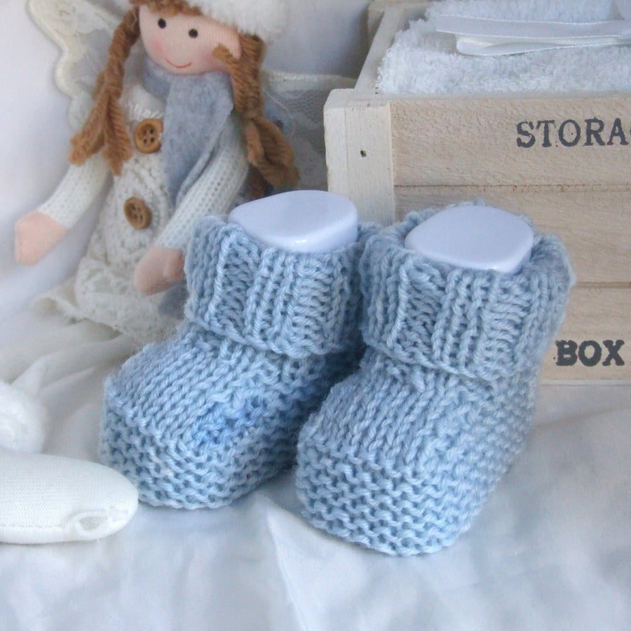 100% WOOL handmade newborn baby shoes size 0-3 - various colours