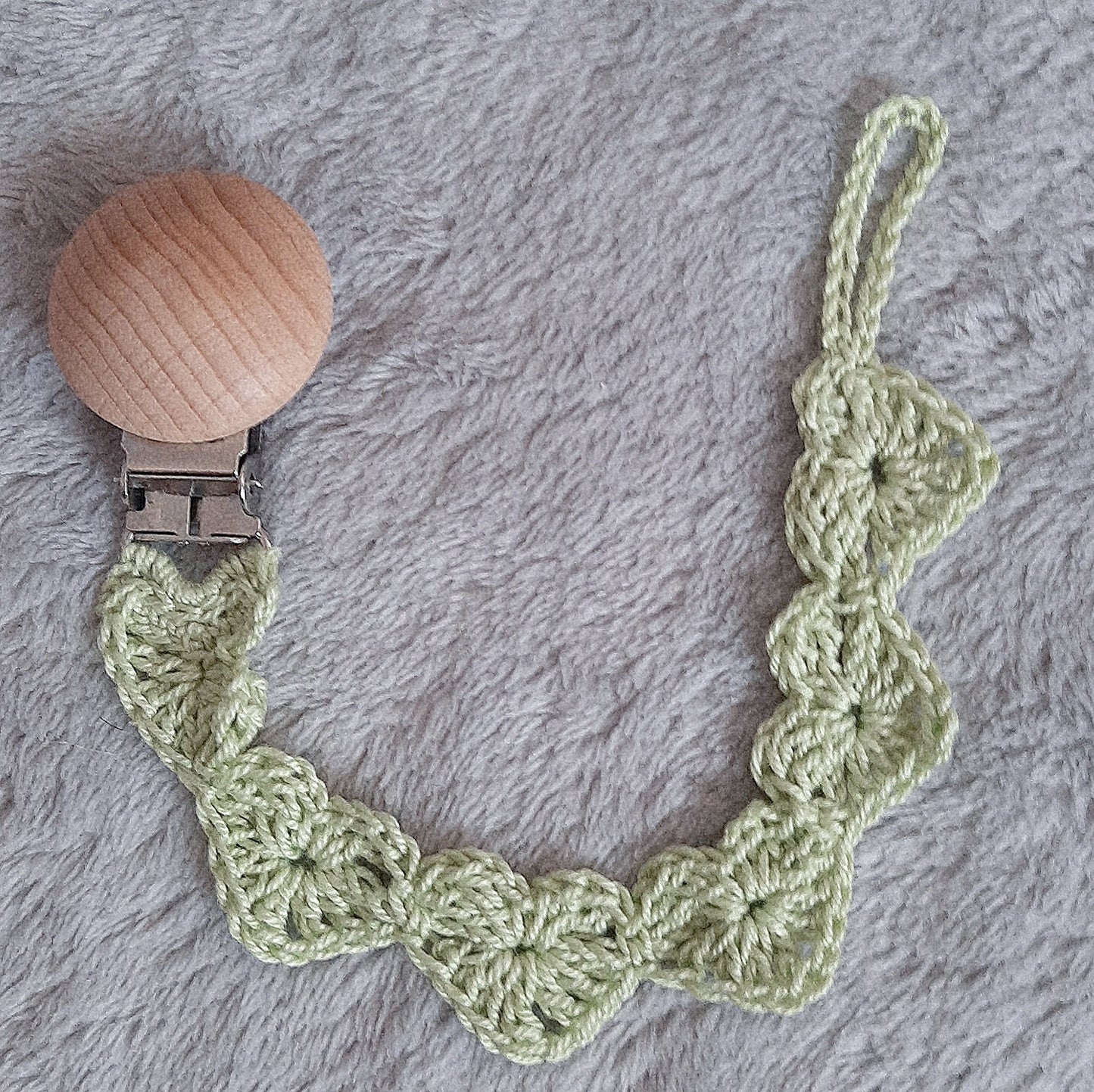 Crochet pacifier holder Hearts - unisex - various colors