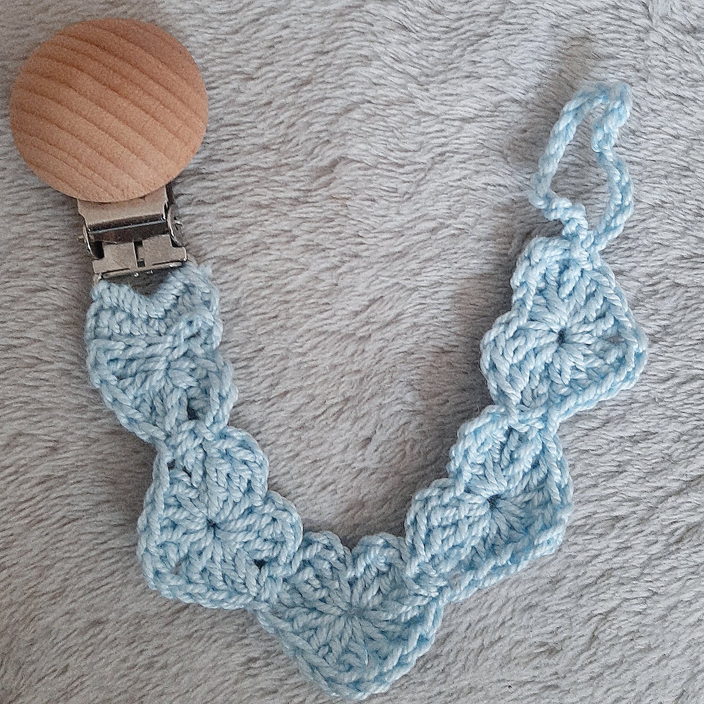 Crochet pacifier holder Hearts - unisex - various colors