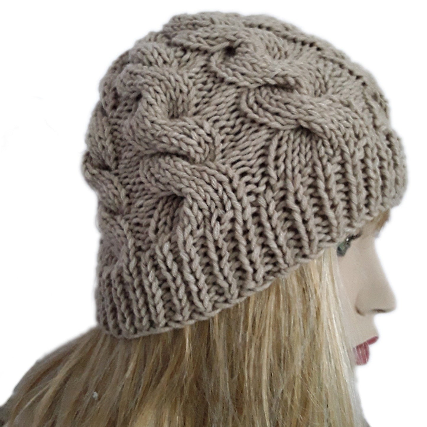Handcrafted golden beige Trecce wool beanie hat for women
