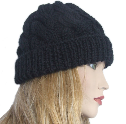 Women's wool braids hat with handcrafted reverse - black