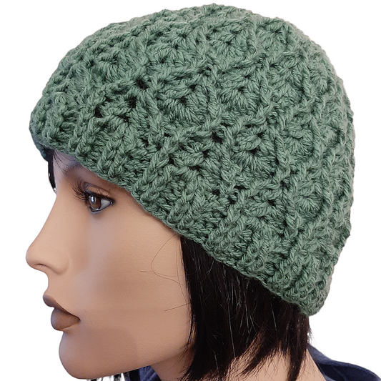 Women's wool INTRECCI handcrafted crochet cap GREEN